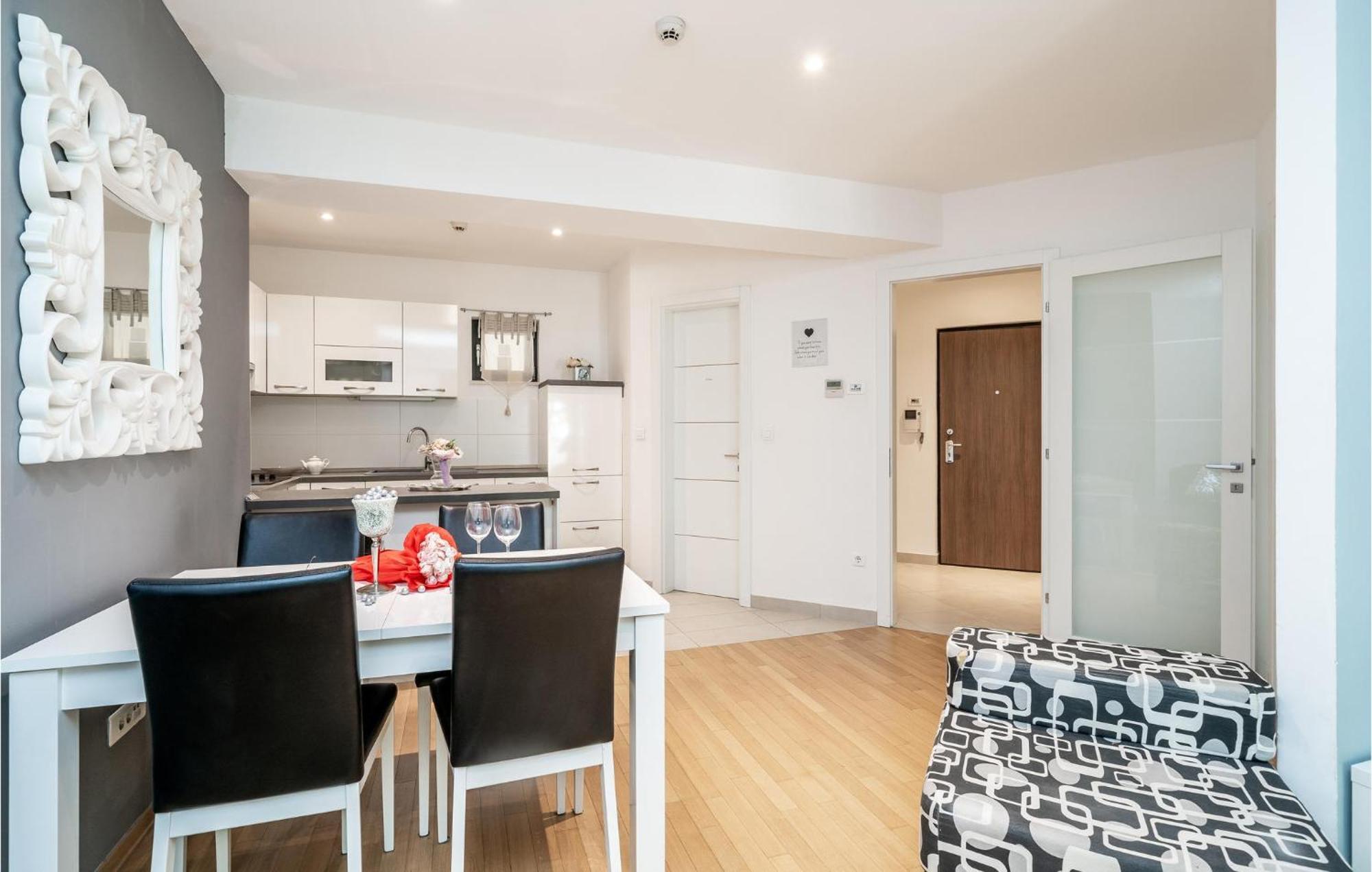 1 Bedroom Amazing Apartment In Dubrovnik Dış mekan fotoğraf